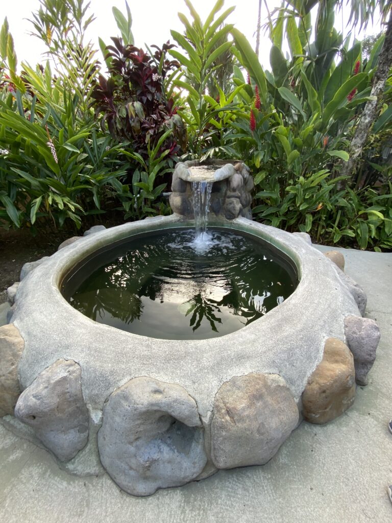 volcano lodgeロッジの部屋にある温泉