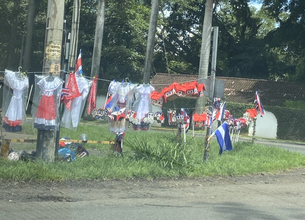 独立記念日前後の街の風景