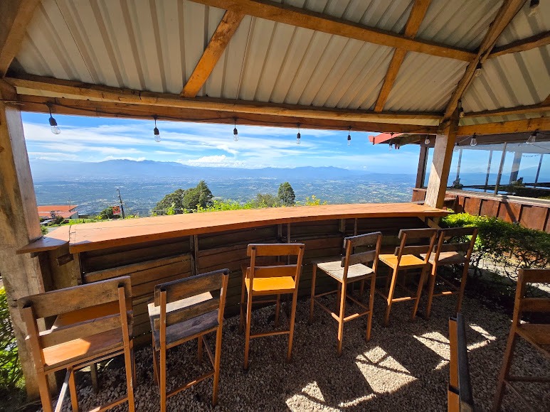 Bar y Restaurante Lo Que Tú Quieras
